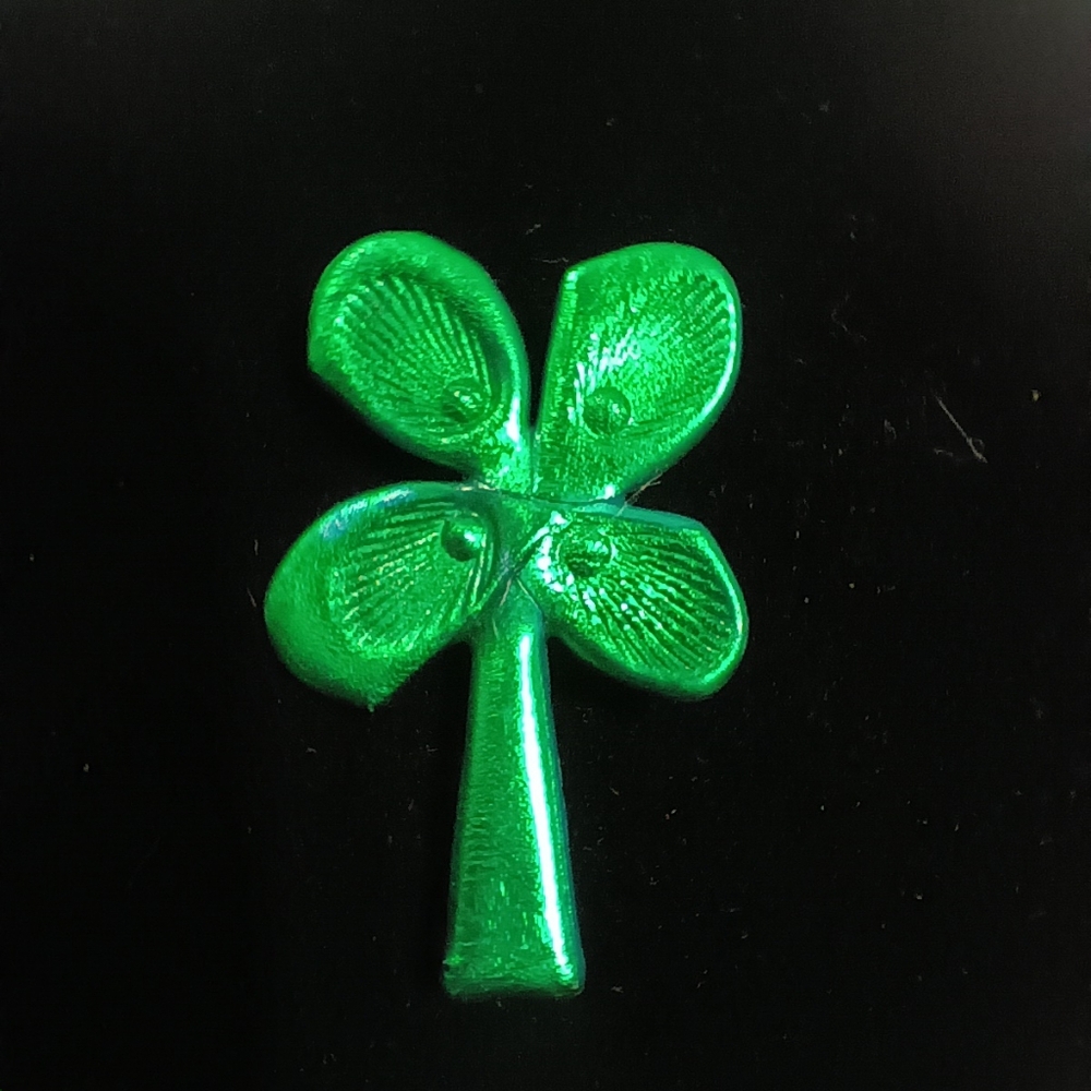 Last chance! Vintage St. Patrick's Day pin